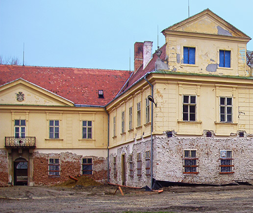 Stabilizace a sanace trhlin HV, zámek Diváky